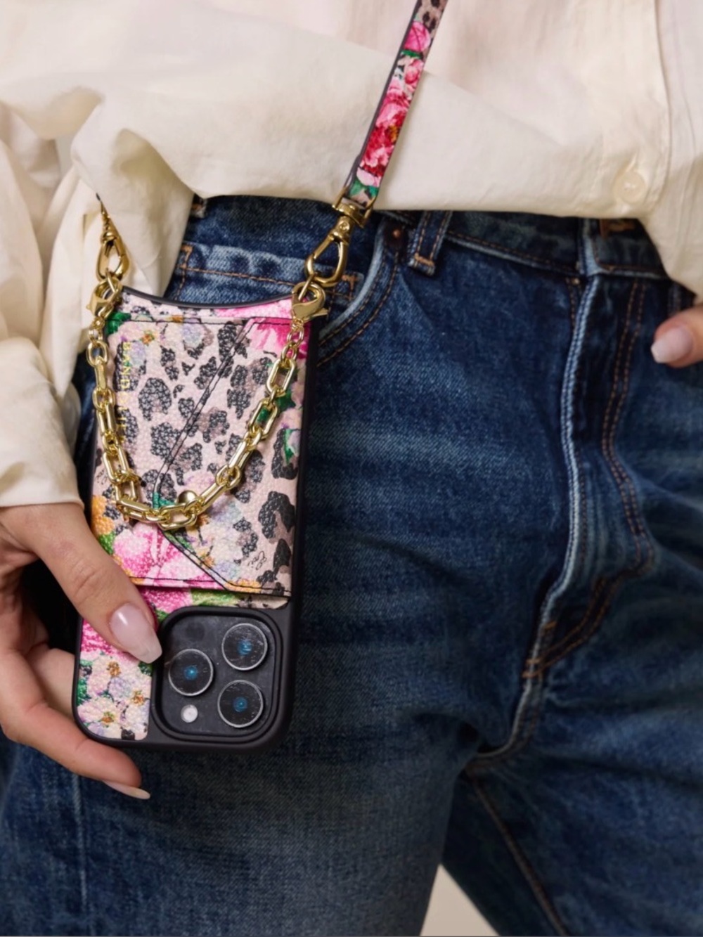 Bandolier Valentina Duet Crossbody and Wristlet Set in iPhone 16 Pro Max - Picture 5 of 10
